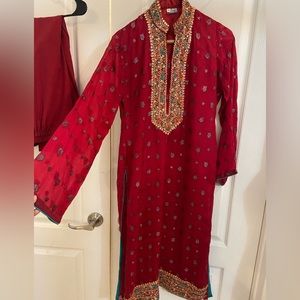Red khurta with straight pants. Size small. Good quality fabric and stitching.